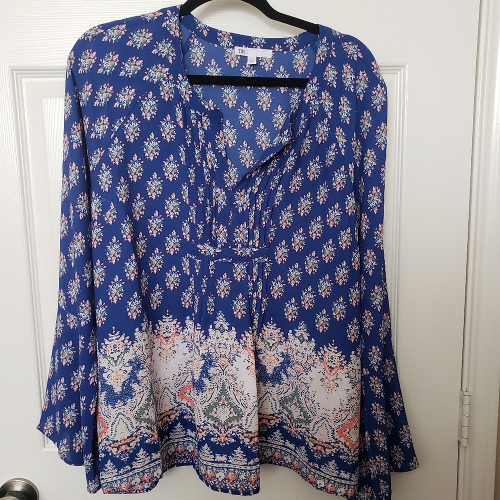 DR2 long sleeved blouse